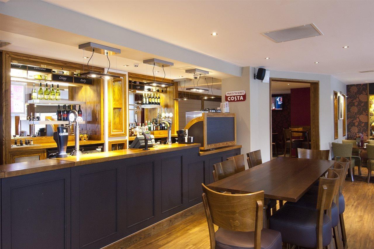 Premier Inn Bradford Central 外观 照片